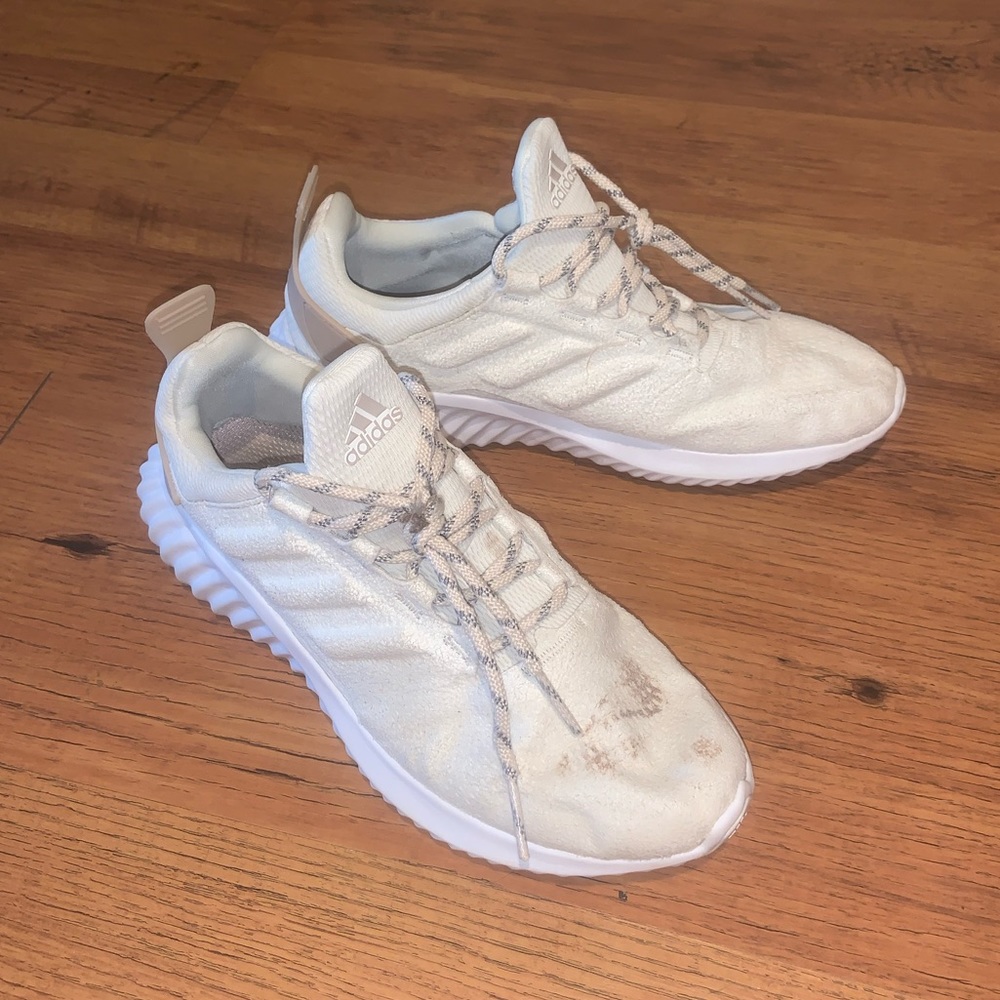 Women’s Adidas Bounce